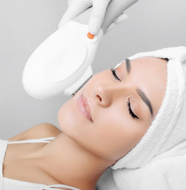Skinsational Beauty Lounge Uptown - V-Shape Facial Contouring Instant  results From your first V-Shape Dream facial contouring treatment, you will  experience the skin tightening and lifting effects. The subdermal  penetration of the